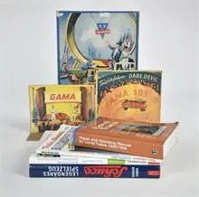 4 livres et 3 présentoirs Arnold imprimés soi-même