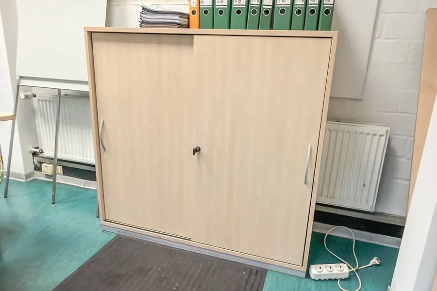 Szafa z drzwiami przesuwnymi