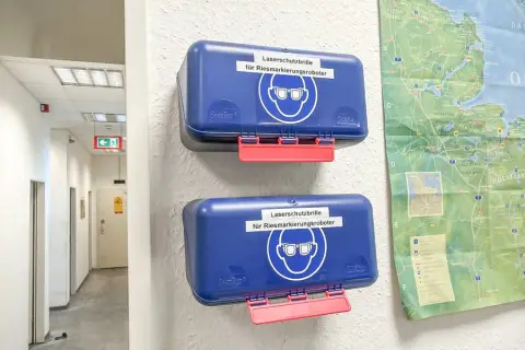 2 laserveiligheidsbrillen Honeywell
