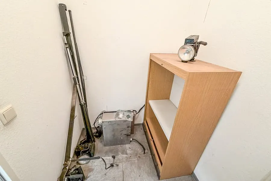 Kamerinhoud: reklamp en scherm