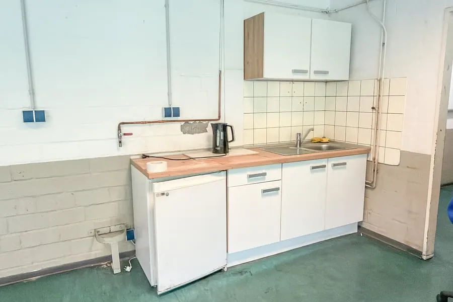 Fitted kitchen
