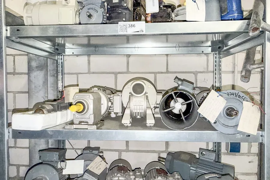 6 assorted motors