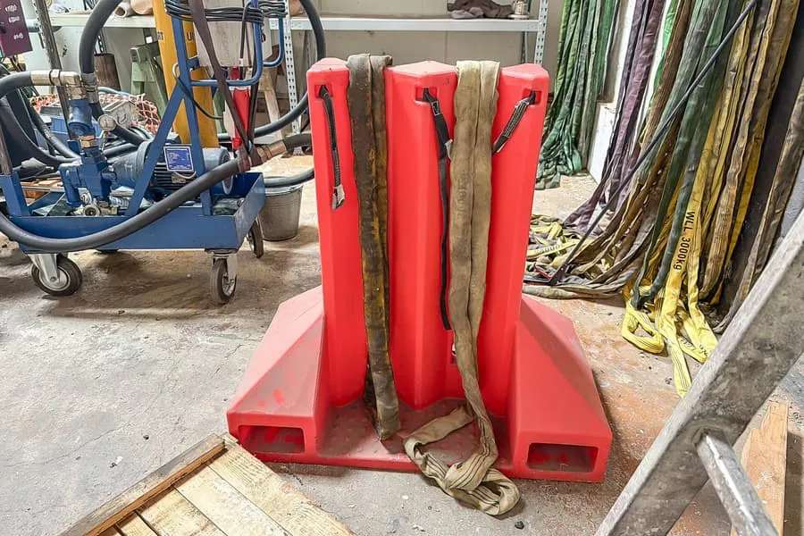 Gas cylinder pallet Denios GFP-4
