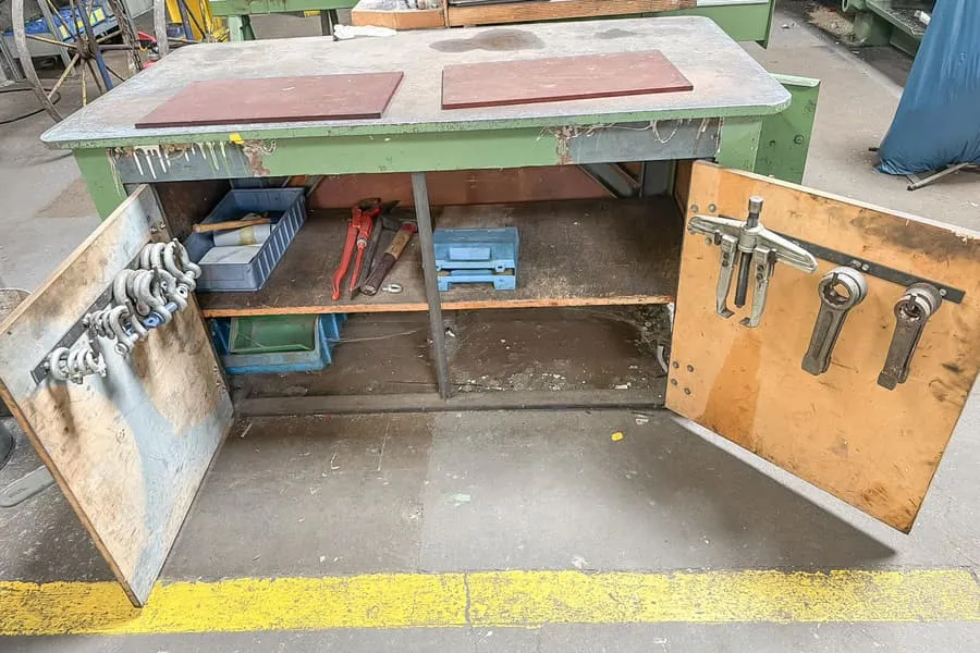 Inhoud kast: gereedschap