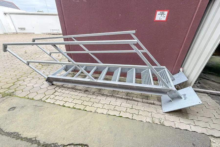 Drabina aluminiowa, 9-stopniowa
