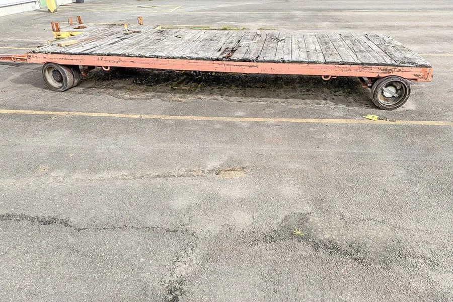 Прицеп для транспортного средства