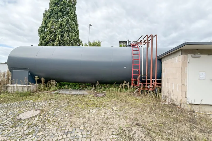 Dehoust stookolietankinstallatie 100.000 l, leeg