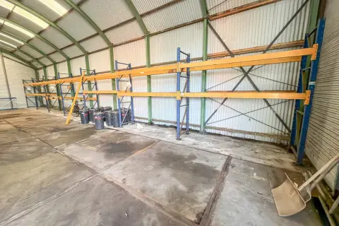 Rayonnage à palettes, env. 19,4 mètres linéaires