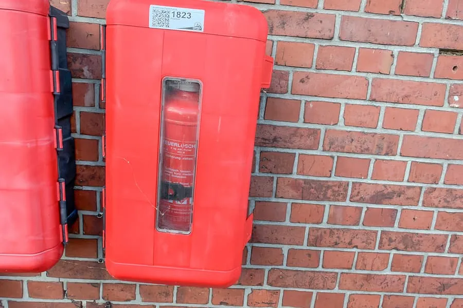 Fire extinguisher 6 kg ABC powder