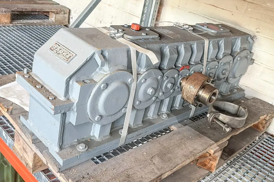 Transmission Tacke