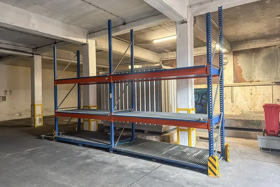 Zware stelling, ca. 5,5 strekkende meter