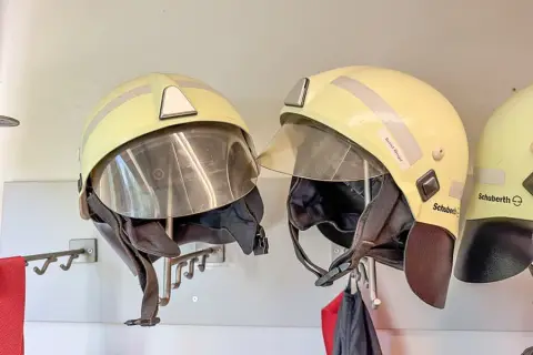 2 veiligheidshelmen Schuberth