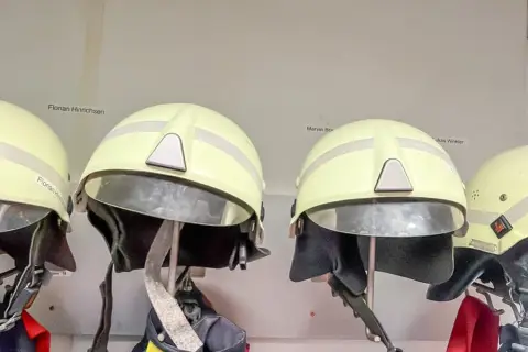 2 veiligheidshelmen Schuberth