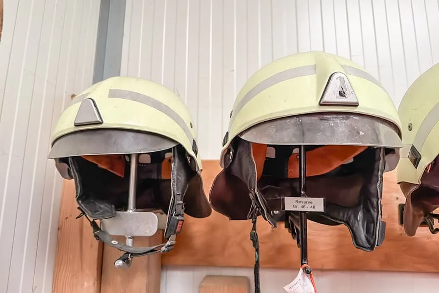 2 cascos de protección Schuberth