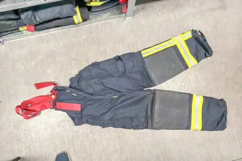 Pantalon de protection contre le feu avec bretelles Viking, taille 52