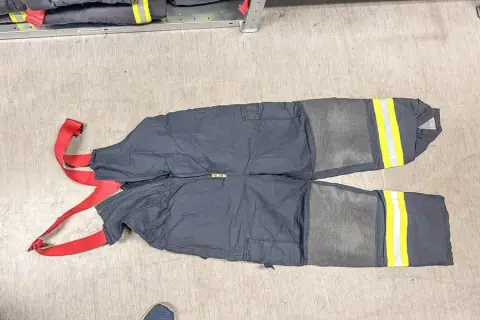 Pantalon de protection contre le feu avec bretelles Viking, taille 52
