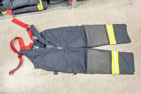 Pantalon de protection contre le feu avec bretelles Viking, taille 50