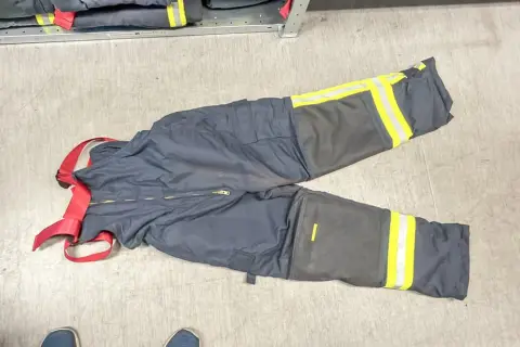 Pantalon de protection incendie avec bretelles Viking, taille 50