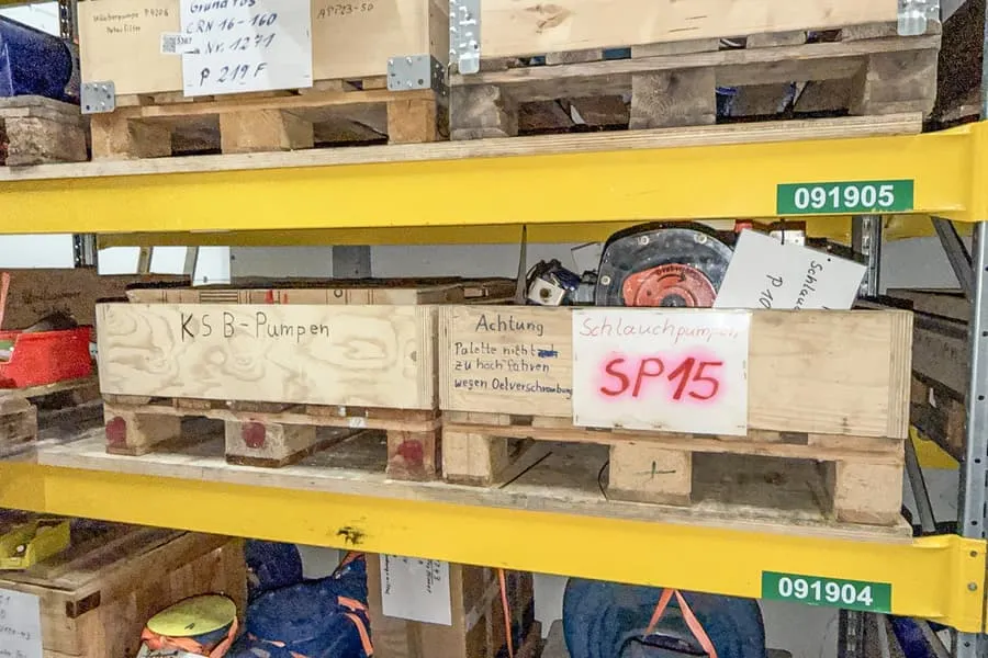 2 pallet con pompe