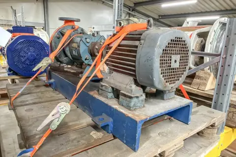 Pomp met motor VEM VDE 053