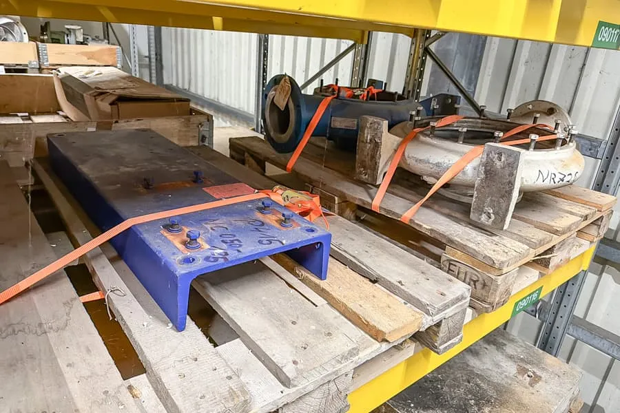 3 pallets pomponderdelen
