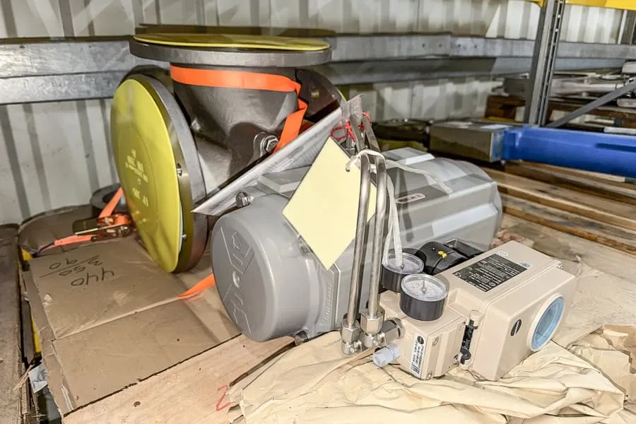 Vanne 3 voies avec actionneur DN 200