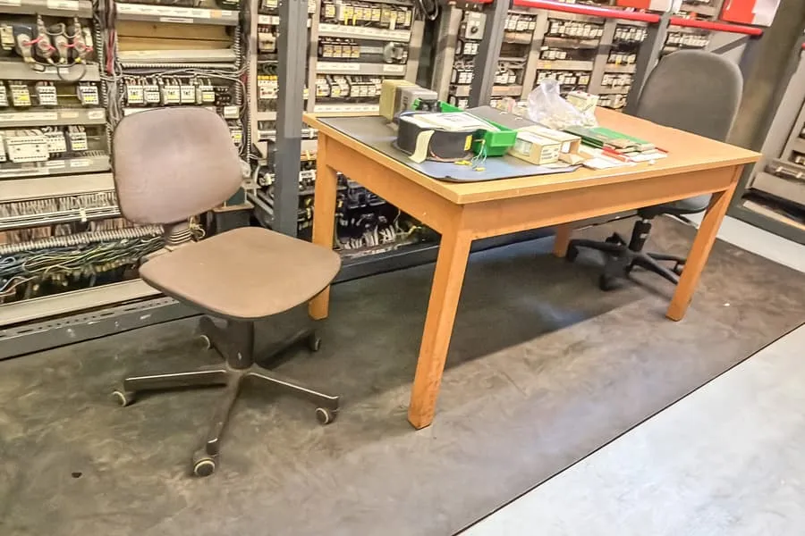 Table et 2 chaises
