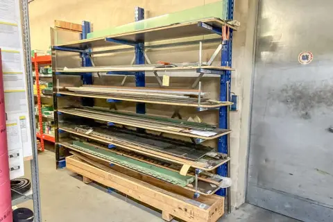 Inhoud stelling: machine-onderdelen