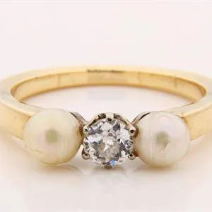 Diamant/Zuchtperlen - Damenring
