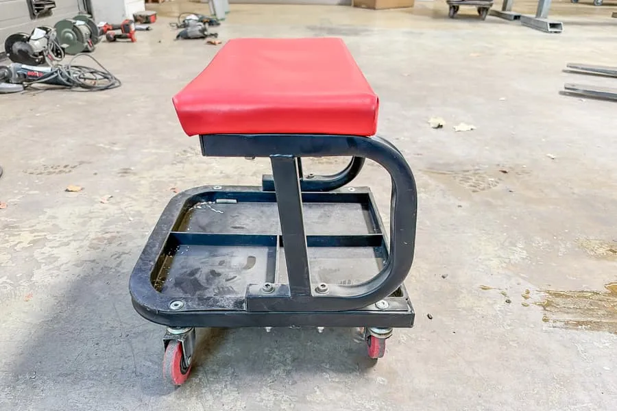 Workshop stool, mobile