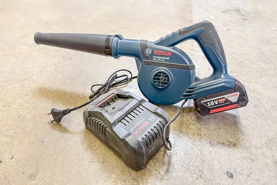 Cordless blower Bosch Professional GBL 18V-120