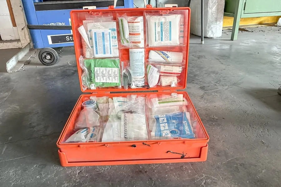 First aid kit for metalworking