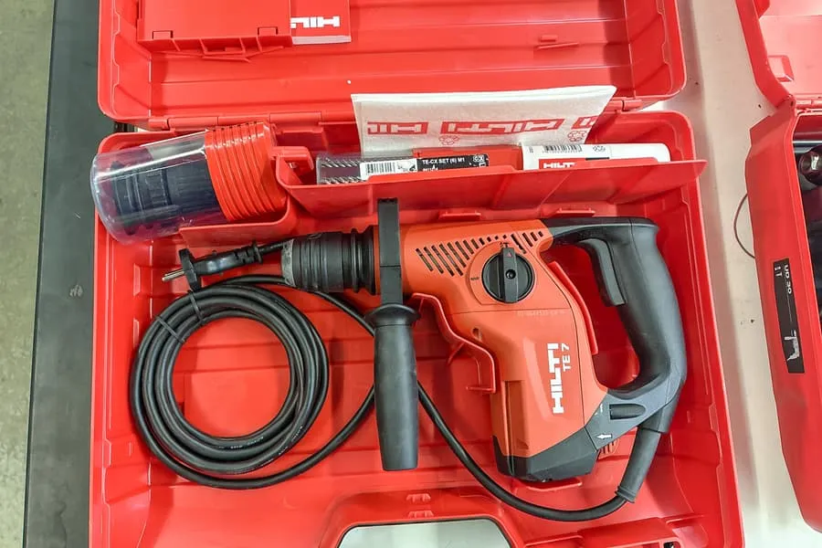 Ударная дрель Hilti TE 7
