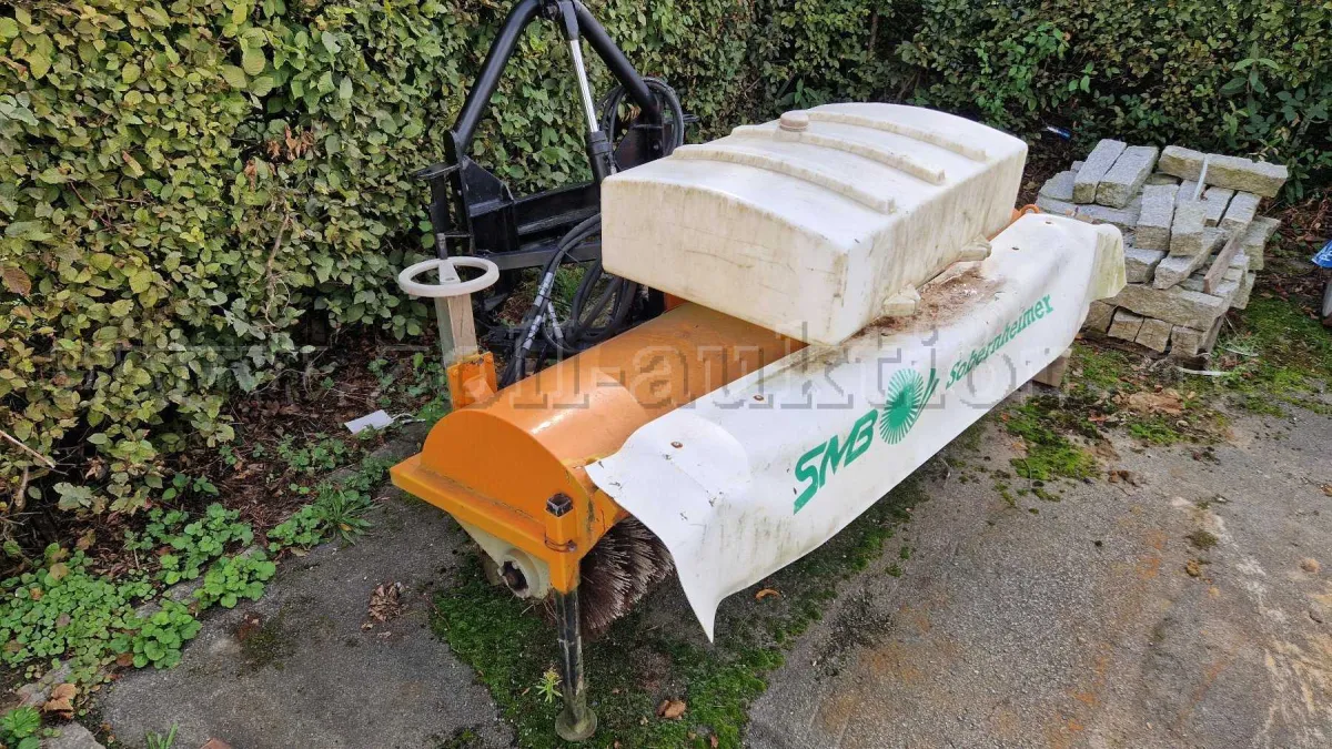 1 Sobernheimer sweeper FKM 220 L