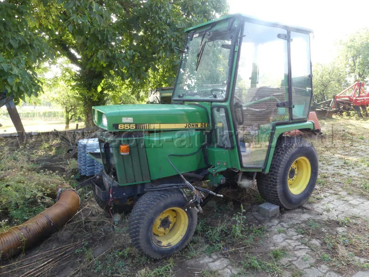 1 JOHN DEERE (USA) 855 landbouwtractor*onderdelen donor