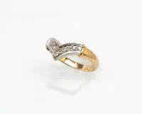 Ring, 14kt white gold/yellow gold, brilliants, approx. 3.3 g, size 53