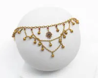 Collier, or jaune 14 carats, 7 petits rubis, 1 petit saphir, 6 petites perles, env. 7,3 g, env. 40 cm de long