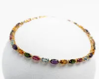 Bracelet, or jaune 14 carats, différentes pierres de couleur, 6x chacune : tourmalines, aigues-marines, améthystes, citrines, env. 6,82 ct au total, env. 5,63 g, env. 18 cm de long