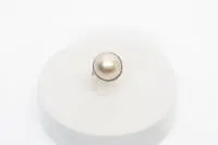 Bague, probablement or blanc 18 carats, perle mabé, env. 7,4 g, taille 55