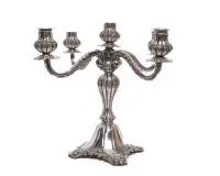 Candélabre, argent 830, forme baroque, cinq feux avec riche décor floral, trois douilles supplémentaires