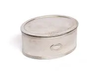 Ovale Deckeldose / Tabatiere, Italien, Silber 800, 4.5 x 10 x 7 cm, ca. 144 g