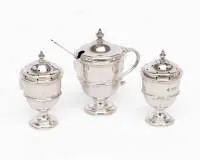 Salières, poivrière et moutardier, Londres, 1895, sterling, une petite cuillère, env. 214 g au total