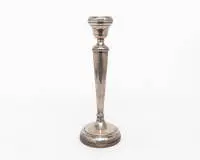 Bougeoir en argent, Birmingham, 1929, M&J, argent sterling, haut fût conique sous douille en forme de vase, base ronde lestée, H. 31 cm, env. 770 g avec lestage, traces d'âge et d'usage