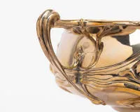 Large handled bowl, Art Nouveau, Hamilton & Inches, Edinburgh, 1906, silver 925, bulbous body with chased floral decoration and openwork handles on round base, gilt interior, 16 x 34.5 x 25.5 cm, approx. 1,219 g