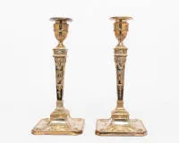 Pair of classical silver candlesticks, London, 1889, maker's mark RM, silver 925, vase-shaped socket on conical stem on octagonal base, garland, vase and acanthus decoration, weighted base, H. 30 cm, total weight approx. 1,712 g incl. weighting