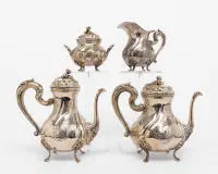 Service en argent style rococo, Milan / Italie, argent 800, théière, cafetière, pot à lait, sucrier intérieur doré, env. 2 160 g au total