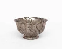 Godronierte Schale, Michelsen, Kopenhagen, (18)51, Silber 826, Wandung mit gekrönter Monogrammgravur, ca. 250 g