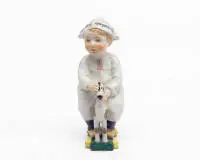 Figurine, 'Garçon sur cheval à bascule', Meissen, marque aux épées, env. 18 cm de haut