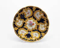 Prunkschale, Meissen, Schwertermarke, 2. Wahl, Goldstaffage, kobaltblauer Font, Blumenmalerei, Ø ca. 28.5 cm