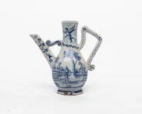 Faïence, Delft, petite cruche, décor floral, vers 1700, H. 17 cm